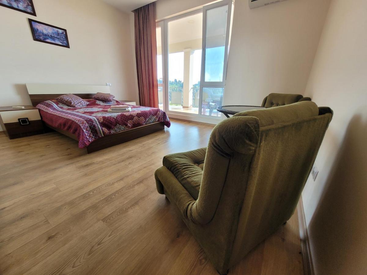 Apartments Sunset Paradise Makhinjauri Exterior photo